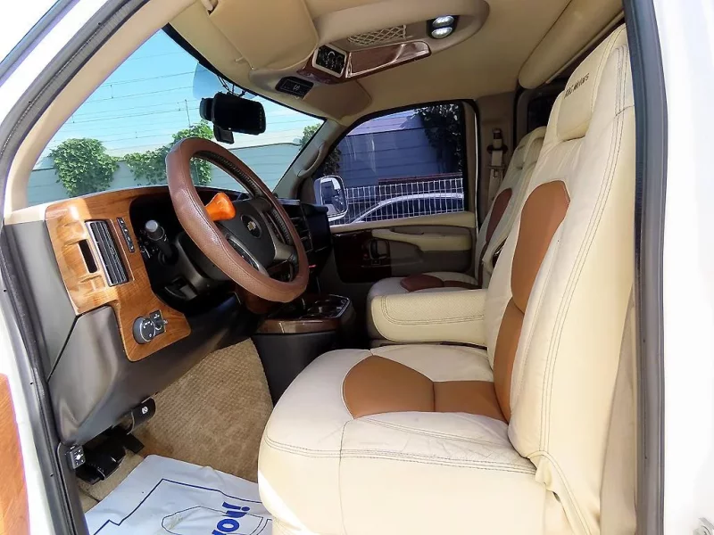 Chevrolet Express Van