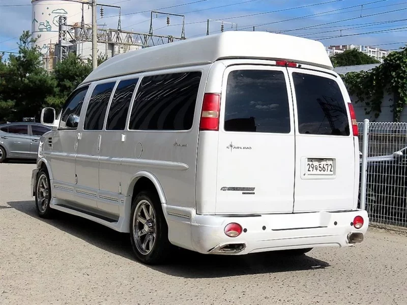 Chevrolet Express Van