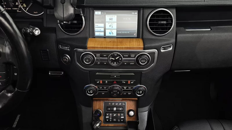 Land Rover DISCOVERY