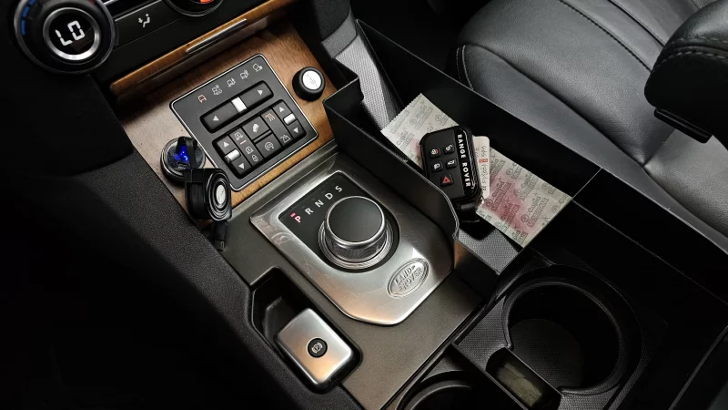 Land Rover DISCOVERY