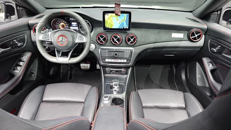 Mercedes-Benz CLA-Class