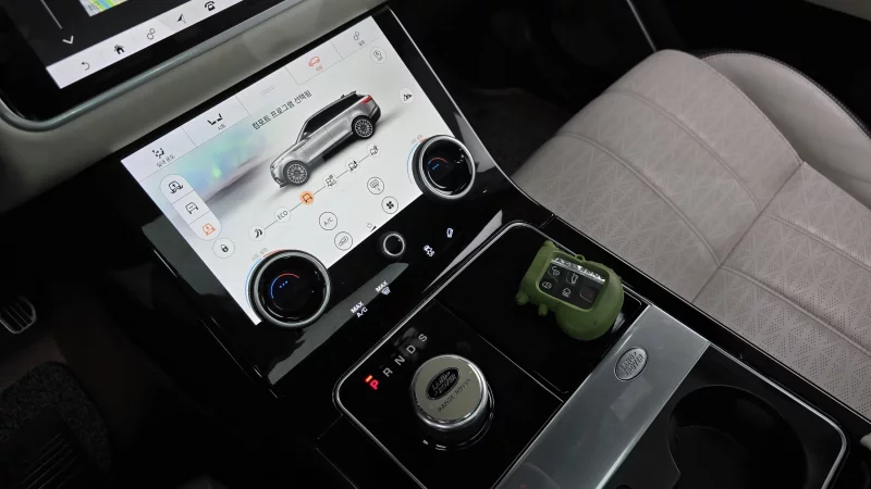 Land Rover RANGE ROVER VELAR