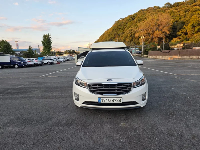 Kia Carnival