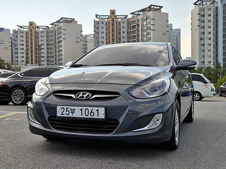 Hyundai Accent