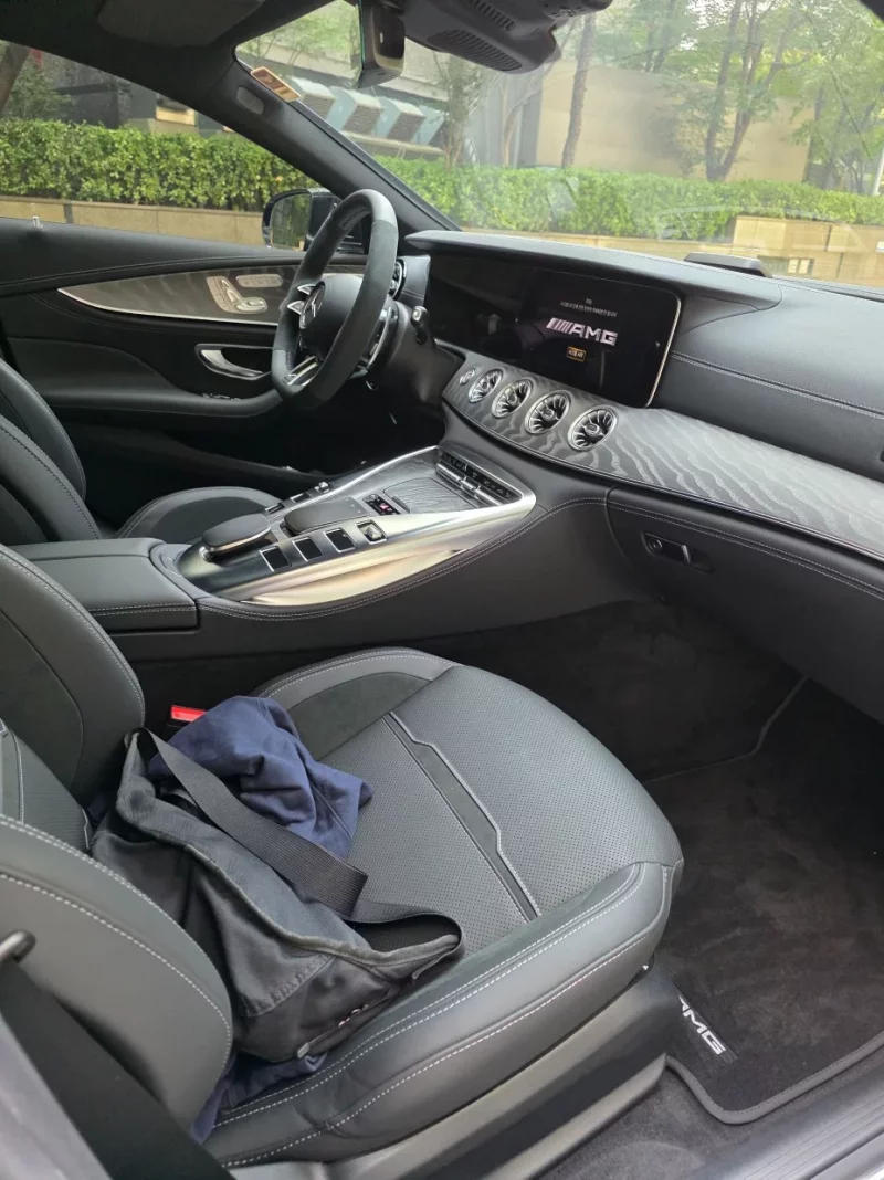 Mercedes-Benz AMG GT