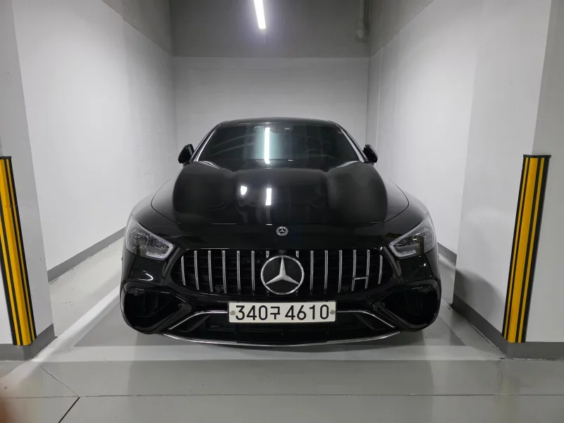 Mercedes-Benz AMG GT
