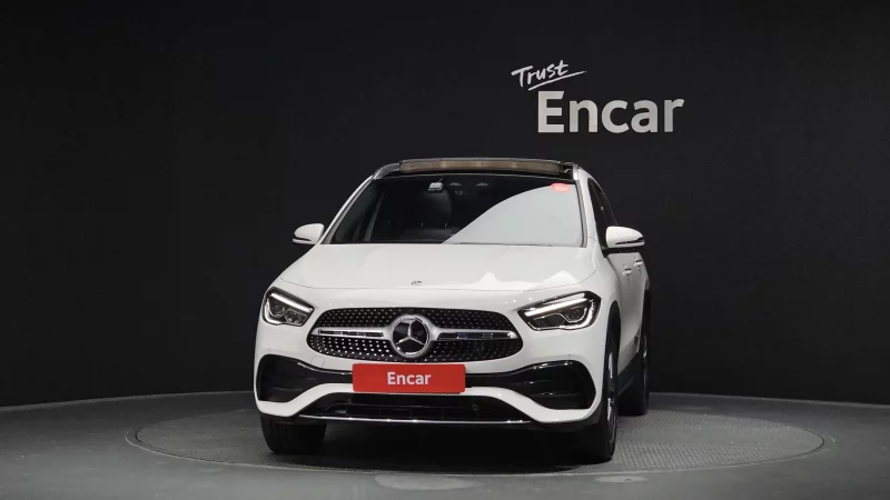 Mercedes-Benz GLA-Class