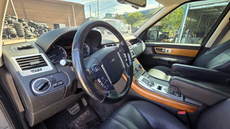 Land Rover RANGE ROVER SPORT