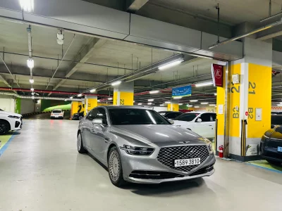 Genesis G90