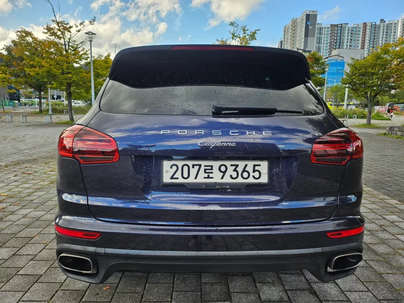 Porsche CAYENNE