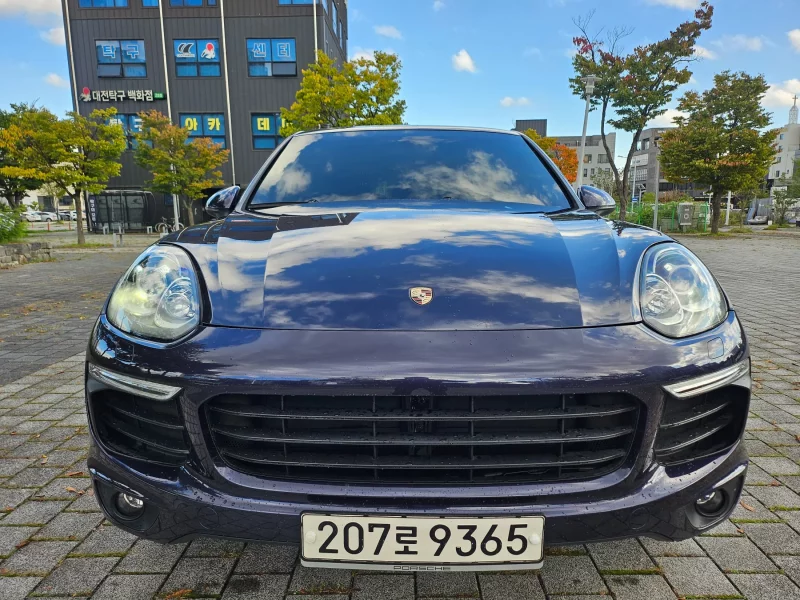 Porsche CAYENNE