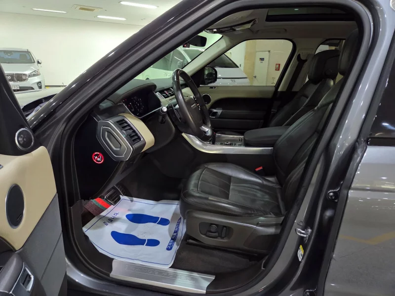 Land Rover RANGE ROVER SPORT