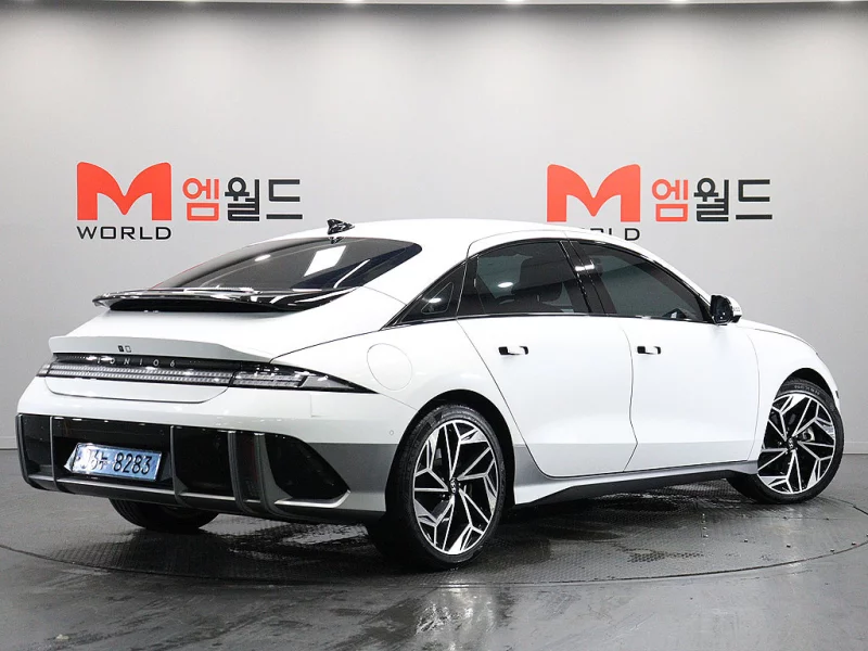 Hyundai Ioniq 6