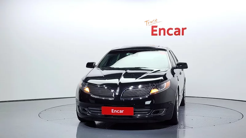 Lincoln MKS