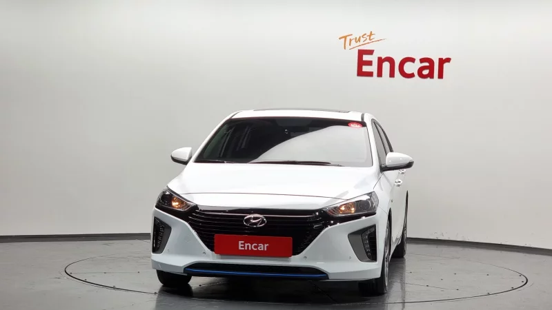 Hyundai Ioniq