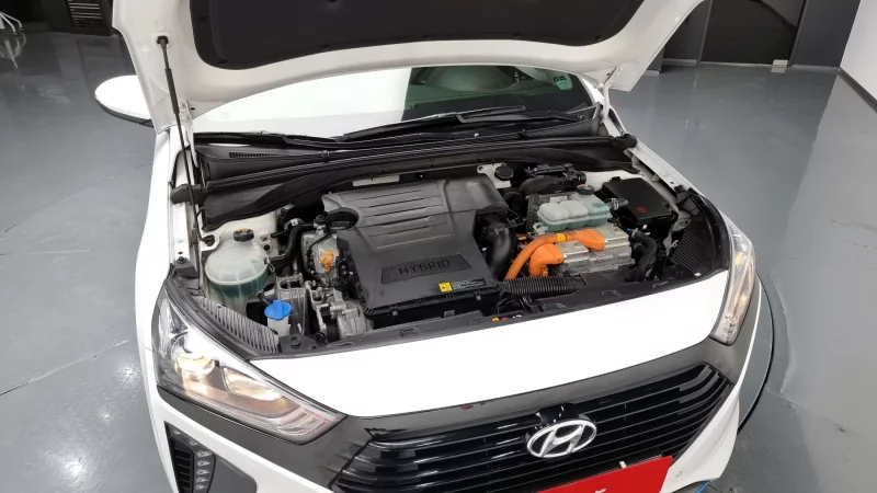 Hyundai Ioniq