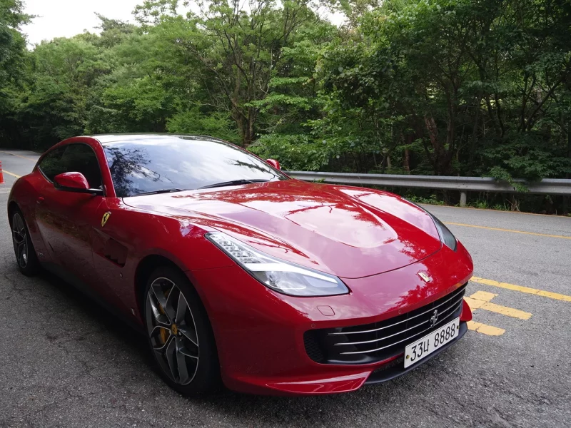 Ferrari GTC4 Lusso