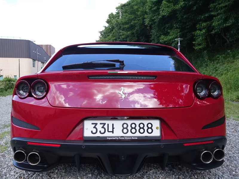 Ferrari GTC4 Lusso
