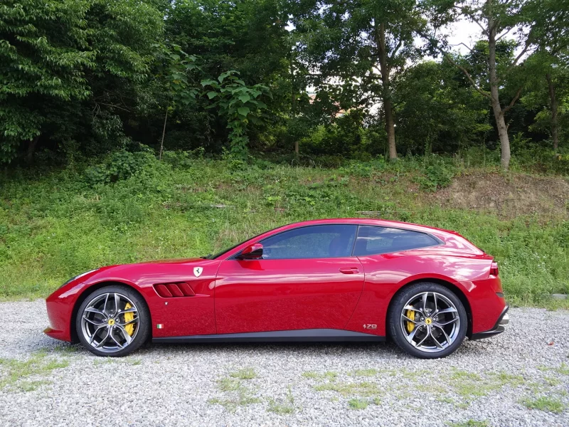 Ferrari GTC4 Lusso