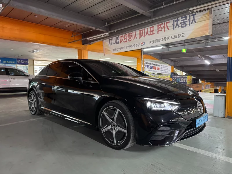 Mercedes-Benz EQE