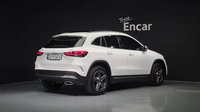 Mercedes-Benz GLA-Class