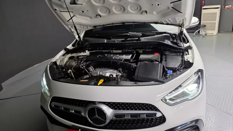 Mercedes-Benz GLA-Class