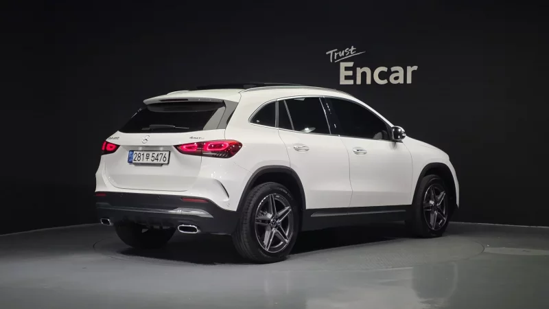 Mercedes-Benz GLA-Class