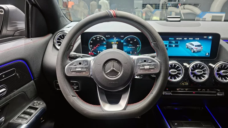 Mercedes-Benz GLA-Class