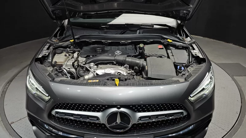 Mercedes-Benz GLA-Class