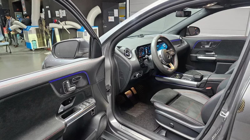 Mercedes-Benz GLA-Class