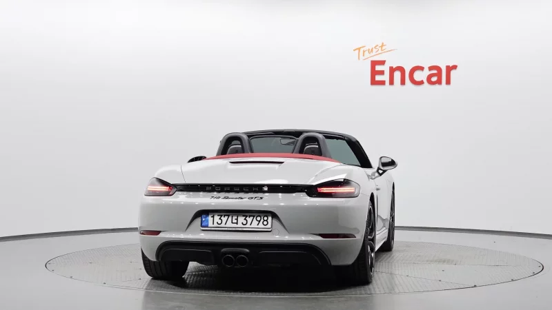 Porsche 718