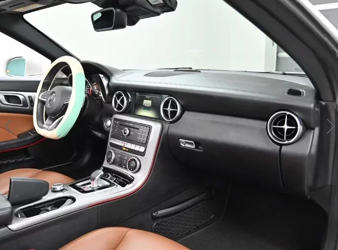 Mercedes-Benz SLC-Class