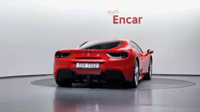 Ferrari 488