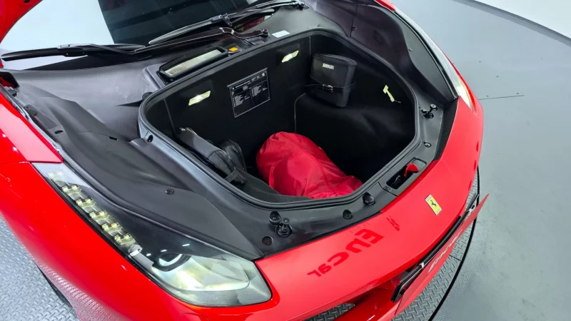 Ferrari 488
