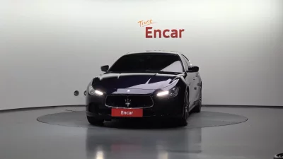 Maserati GHIBLI
