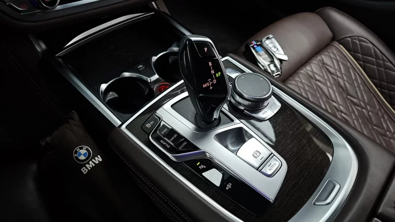 BMW 7-Series
