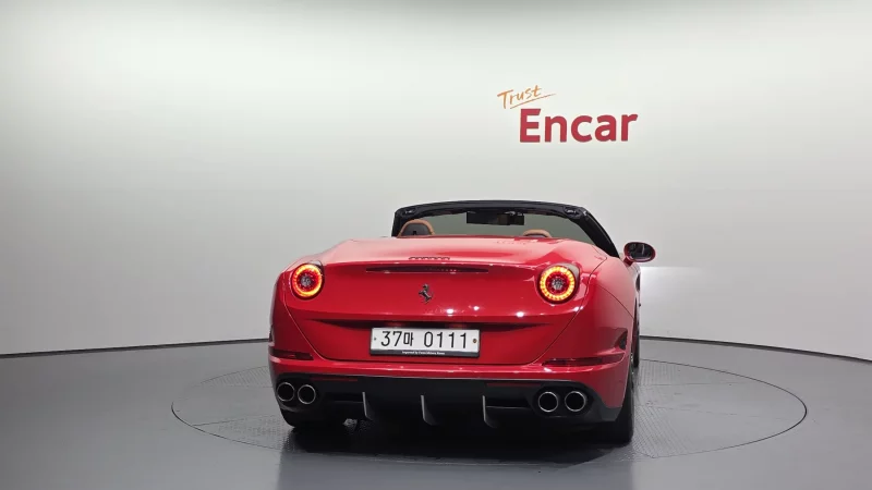 Ferrari CALIFORNIA
