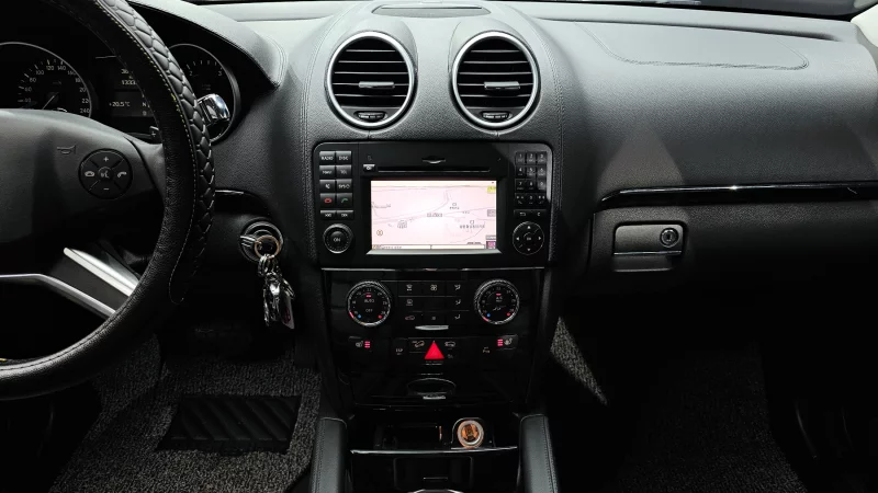 Mercedes-Benz M-class