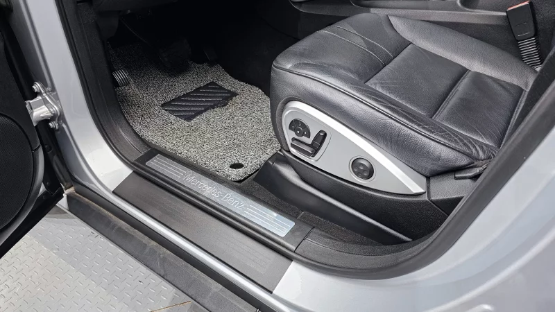 Mercedes-Benz M-class