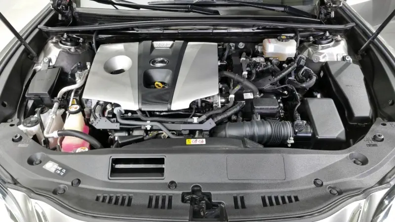 Lexus ES300h