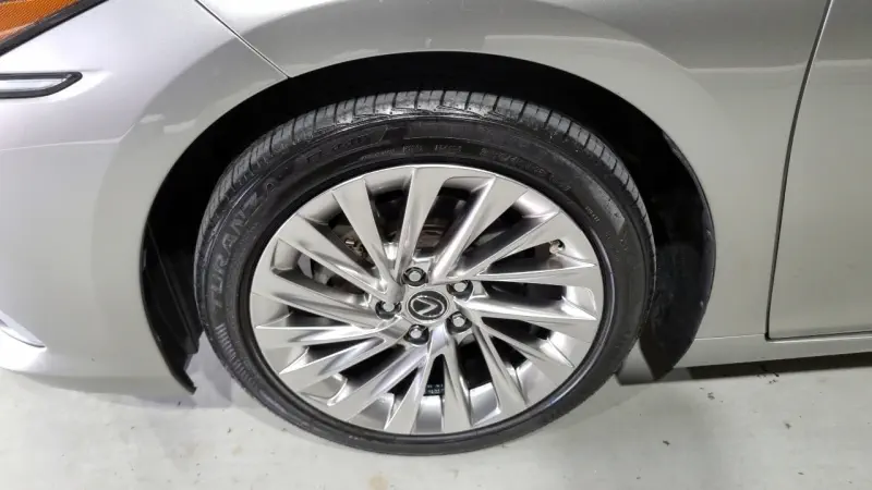 Lexus ES300h