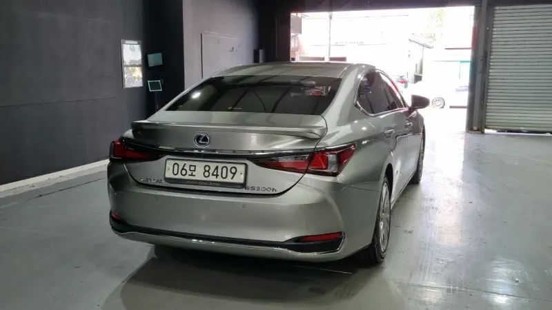 Lexus ES300h
