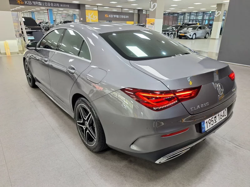 Mercedes-Benz CLA-Class