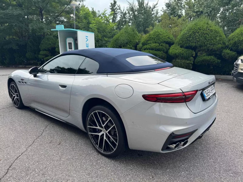 Maserati Gran Cabrio
