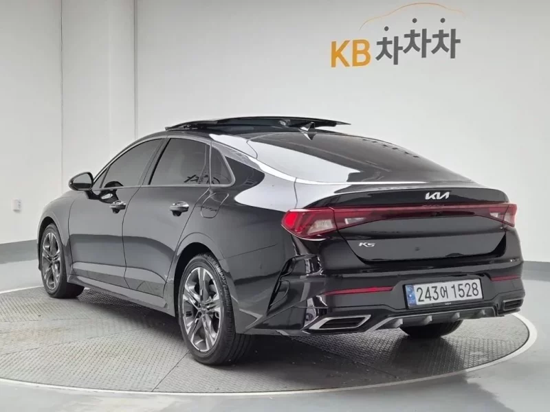 Kia K5
