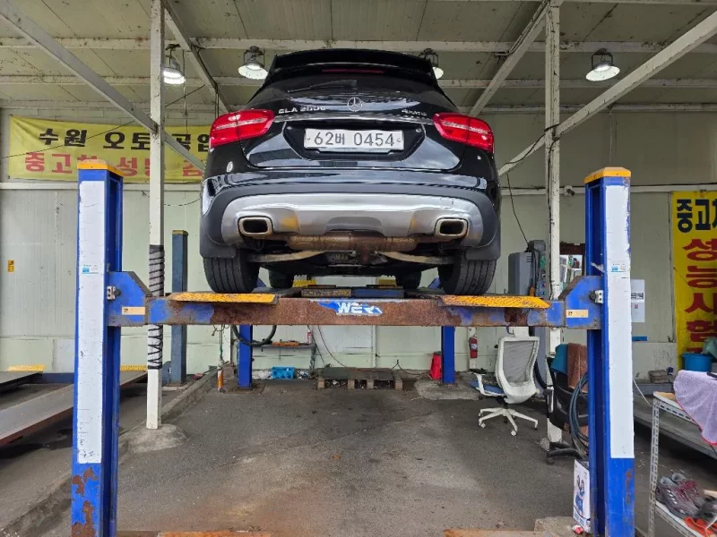 Mercedes-Benz GLA-Class