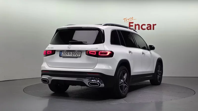 Mercedes-Benz GLB-Class