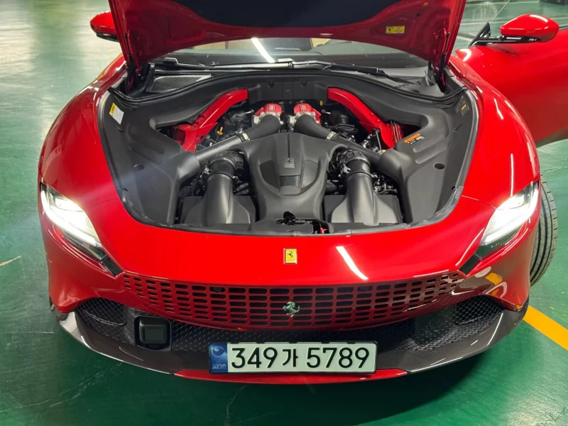 Ferrari ROMA