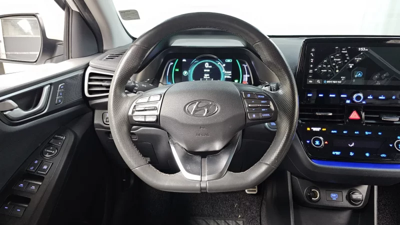 Hyundai Ioniq