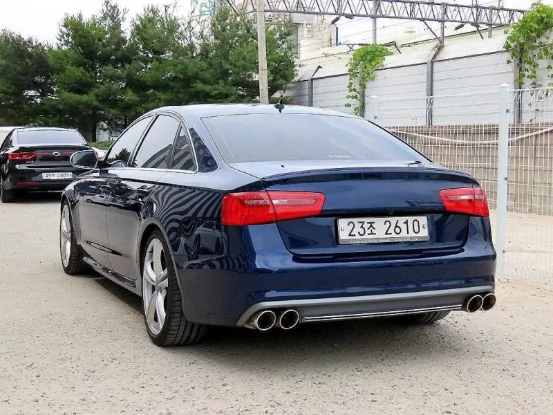 Audi S6